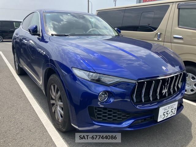 Maserati LEVANTE 2017-03 8072149-1