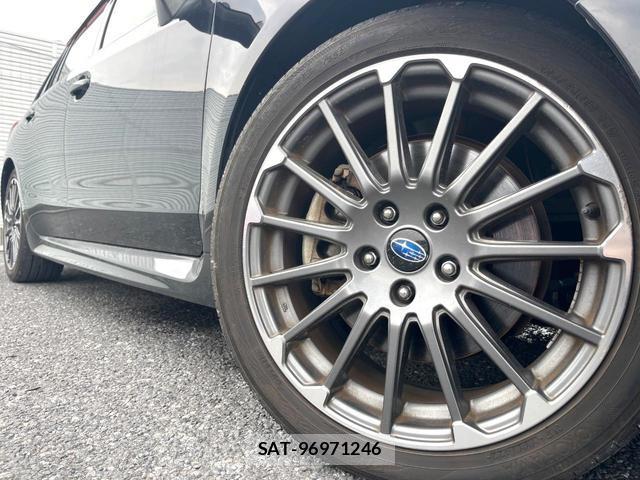 Subaru LEVORG 2017-12 8071623-12