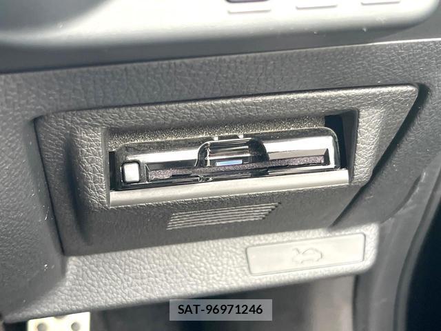 Subaru LEVORG 2017-12 8071623-6