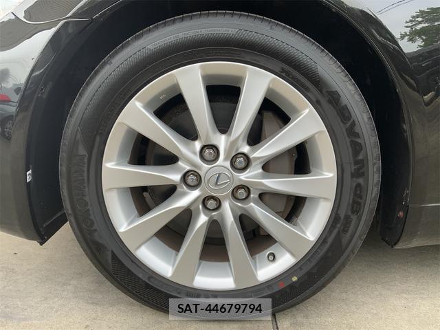Lexus LS 2011-02 8072471-17