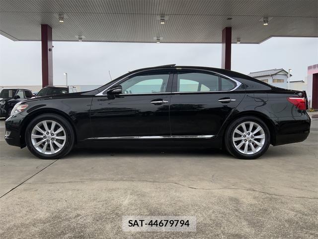 Lexus LS 2011-02 8072471-4