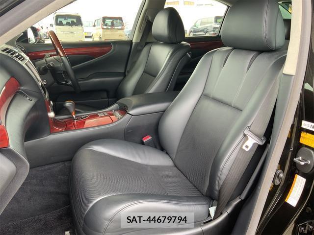 Lexus LS 2011-02 8072471-6