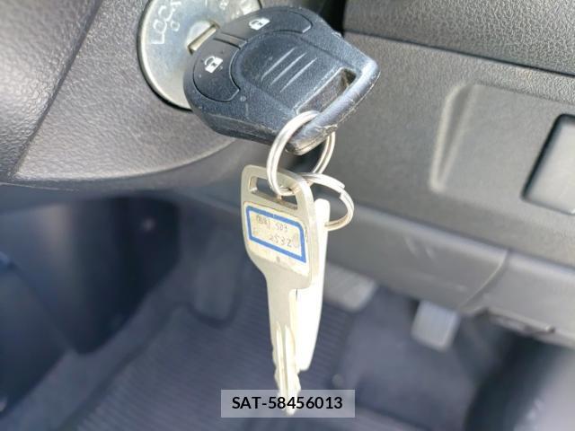 Nissan MARCH 2018-07 8071363-14