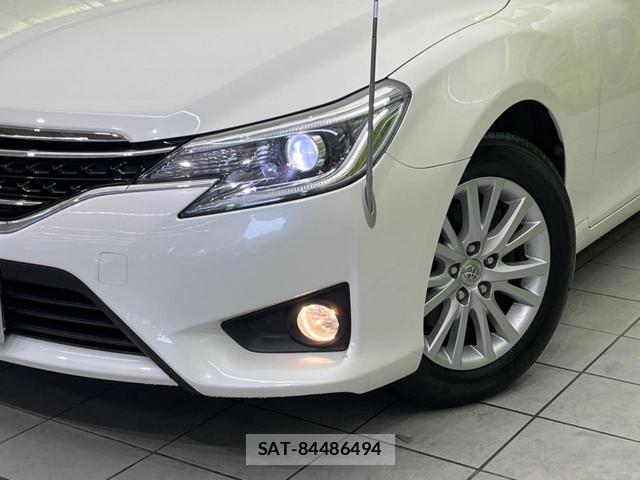 Toyota MARK X 2013-08 8071637-11