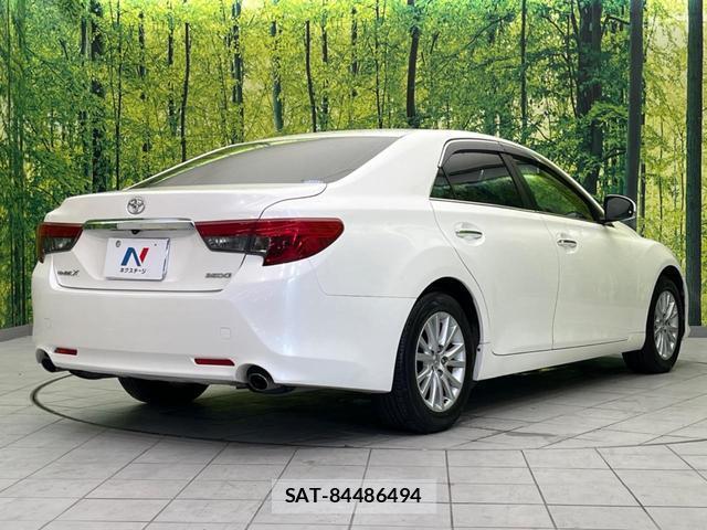Toyota MARK X 2013-08 8071637-16