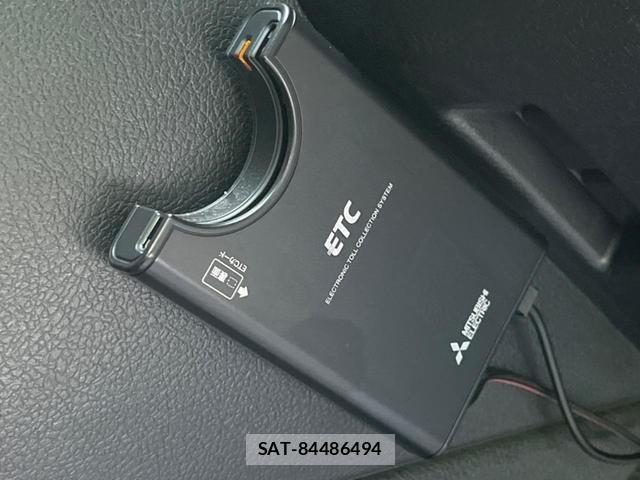 Toyota MARK X 2013-08 8071637-4