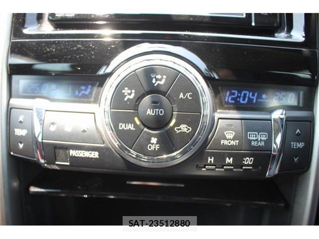 Toyota MARK X 2019-07 8071955-4