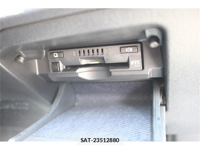 Toyota MARK X 2019-07 8071955-5