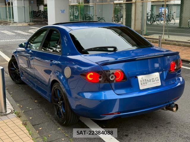 Mazda ATENZA 2005-11 8071936-3