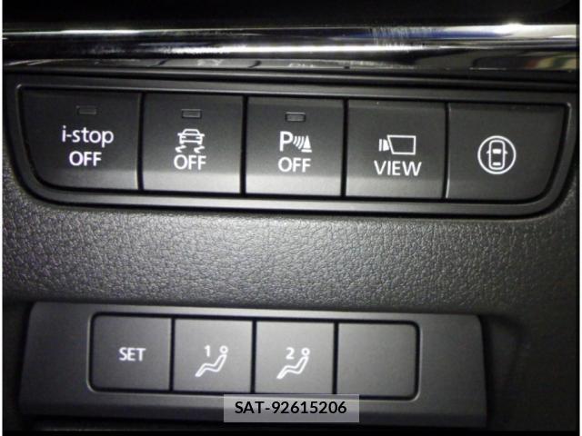 Mazda MAZDA3 2020-02 8070888-11