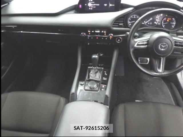 Mazda MAZDA3 2020-02 8070888-2