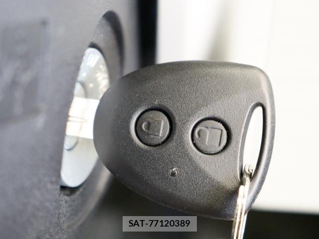Daihatsu MIRA 2025-12 8072003-6