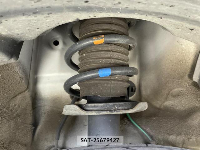 Daihatsu MIRA 2015-11 8072024-18