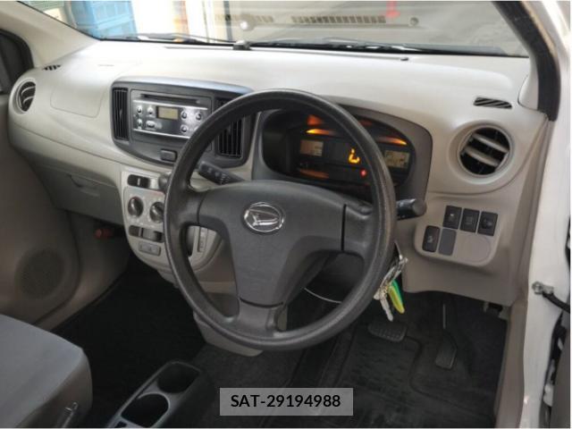 Daihatsu MIRA 2014-08 8072289-2