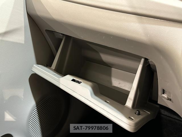 Daihatsu MIRA 2016-04 8072623-7