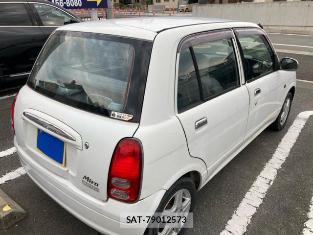 Daihatsu MIRA 2000-03 8071313-4