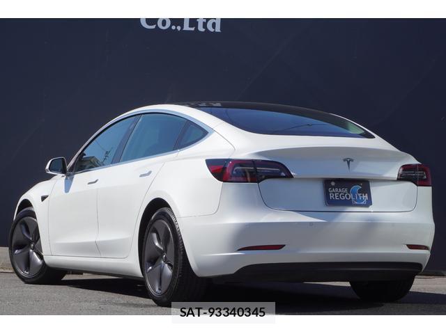 Tesla MODEL 3 2020-09 8072548-10