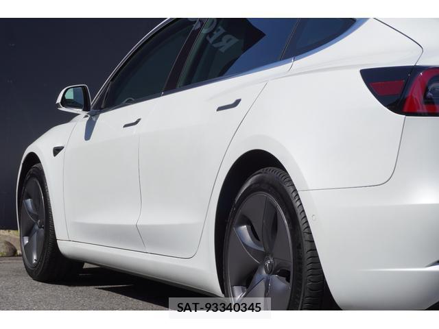 Tesla MODEL 3 2020-09 8072548-12
