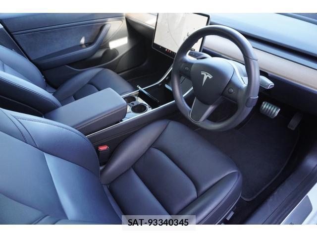Tesla MODEL 3 2020-09 8072548-17