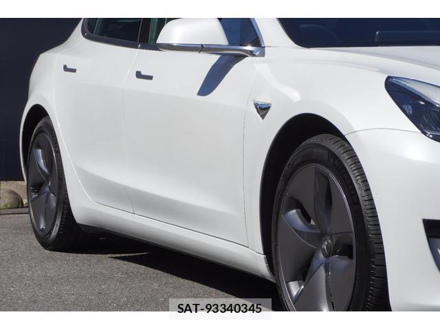 Tesla MODEL 3 2020-09 8072548-6