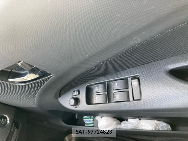 Daihatsu MOVE 2012-02 8071310-14