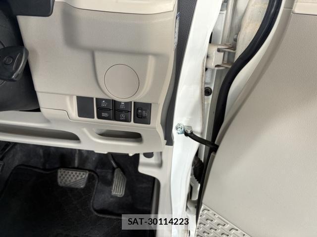 Daihatsu MOVE 2021-06 8072288-14