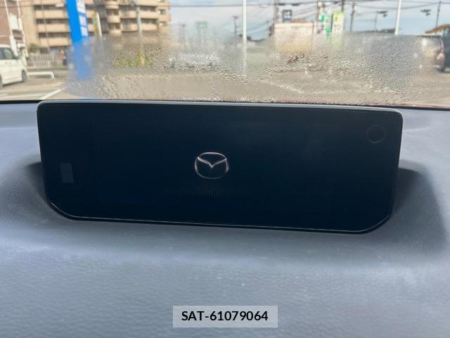 Mazda MX-30 2021-09 8071227-2