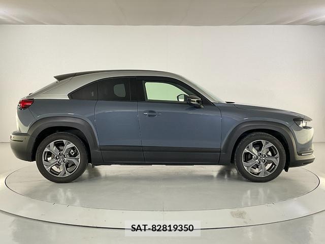 Mazda MX-30 2021-10 8072257-7