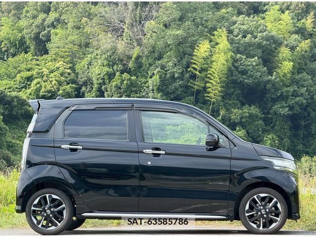 Honda N-WGN 2017-09 8072225-17