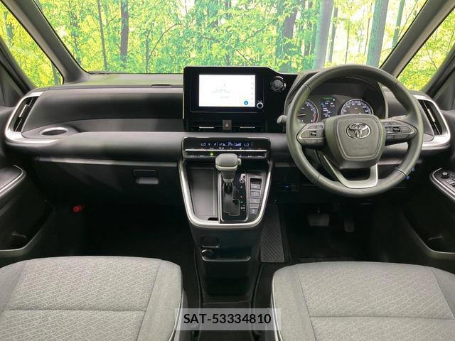 Toyota NOAH 2024-05 8070945-1