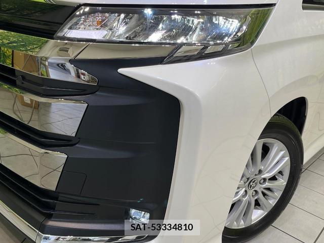 Toyota NOAH 2024-05 8070945-12