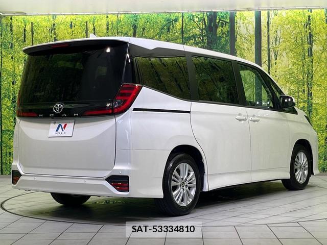 Toyota NOAH 2024-05 8070945-17