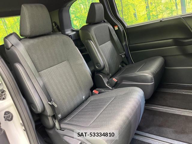 Toyota NOAH 2024-05 8070945-8
