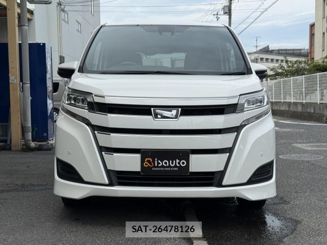 Toyota NOAH 2019-06 8070962-11