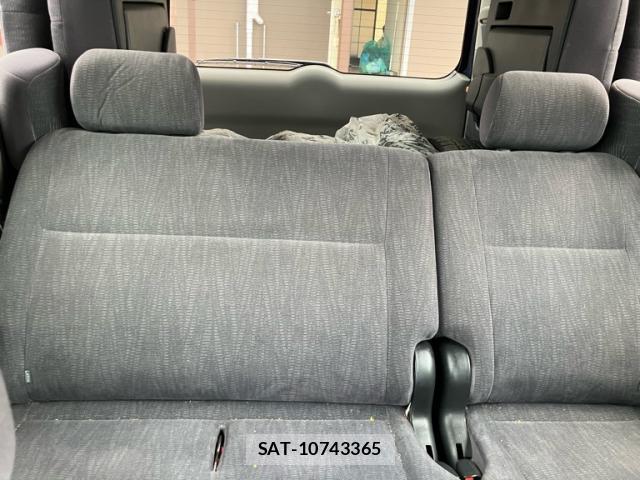 Toyota NOAH 2004-06 8071045-15