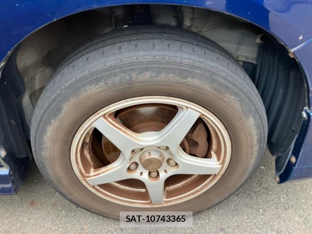 Toyota NOAH 2004-06 8071045-3