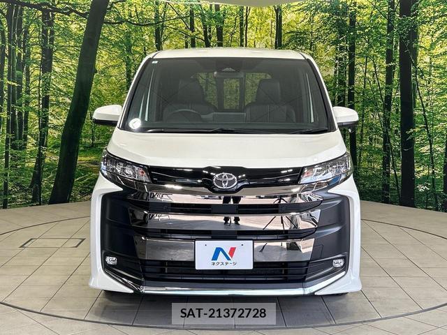 Toyota NOAH 2024-07 8071131-13