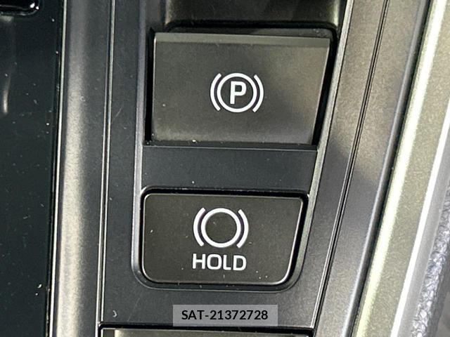 Toyota NOAH 2024-07 8071131-5