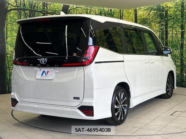 Toyota NOAH 2024-09 8071136-13