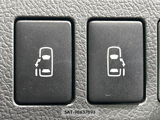 Toyota NOAH 2008-02 8071137-4
