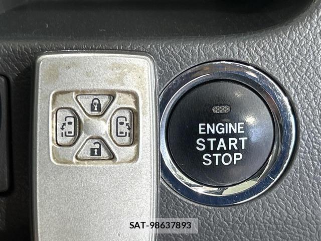 Toyota NOAH 2008-02 8071137-6