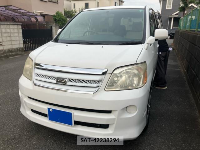 Toyota NOAH 2007-05 8071303-0