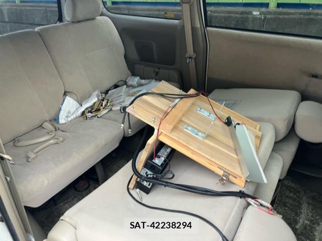 Toyota NOAH 2007-05 8071303-15