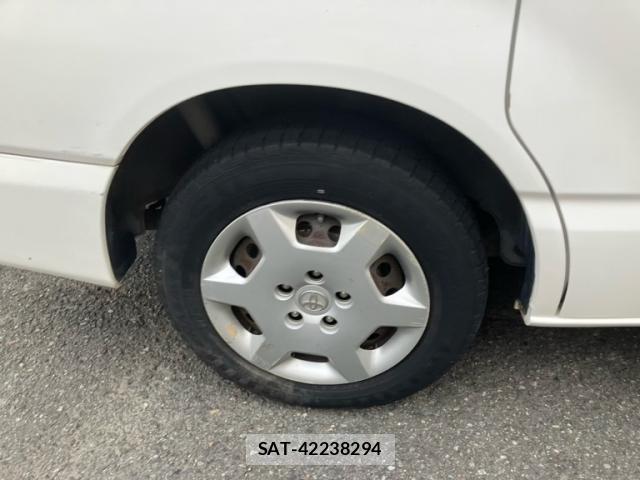 Toyota NOAH 2007-05 8071303-9
