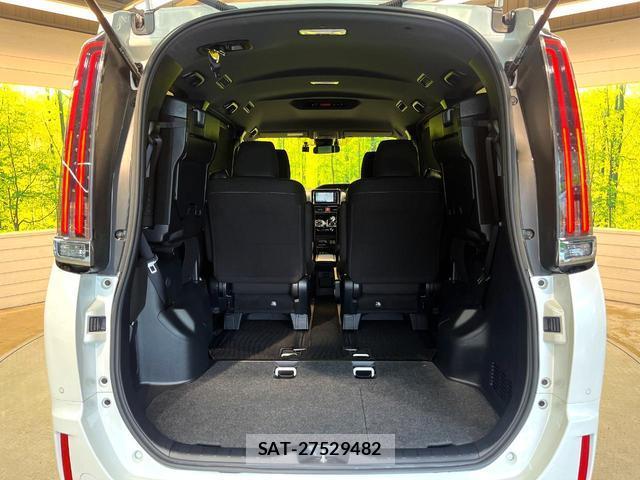 Toyota NOAH 2020-09 8071434-10