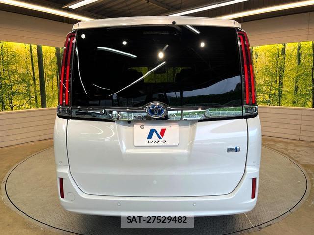 Toyota NOAH 2020-09 8071434-14