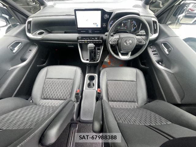 Toyota NOAH 2024-03 8071478-3