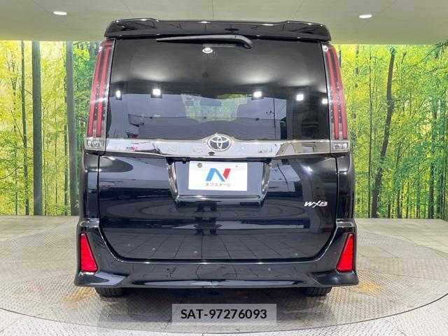Toyota NOAH 2021-05 8071490-15