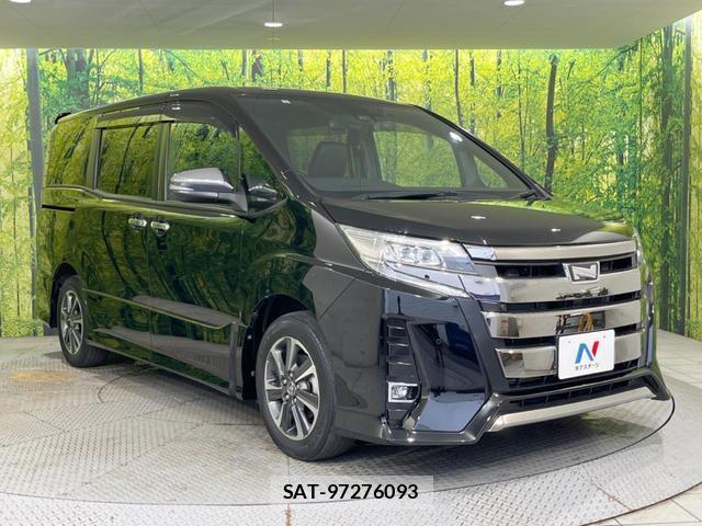 Toyota NOAH 2021-05 8071490-16