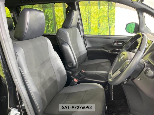 Toyota NOAH 2021-05 8071490-7
